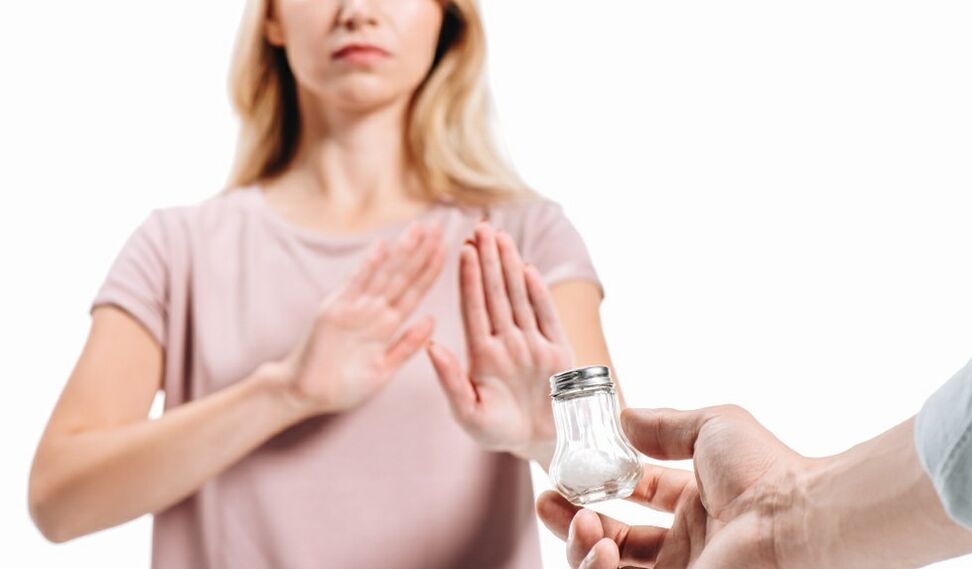 wanita menolak garam